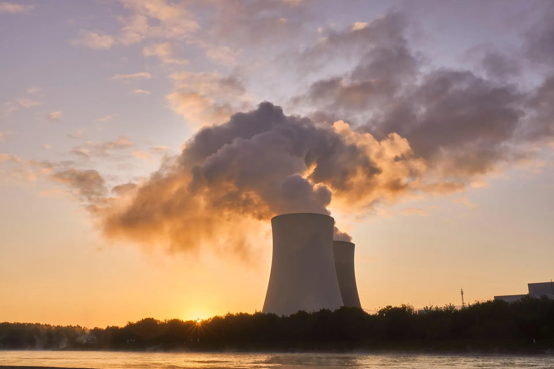 Nuclear Cooling Pond